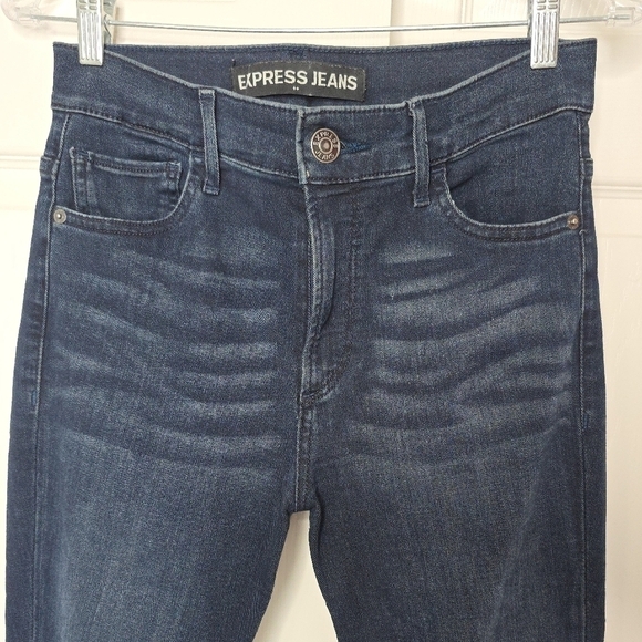 Express Jeans Women’s EXP Supersoft Dark Wash High Rise Legging Jeans Size 8 - Picture 2 of 3